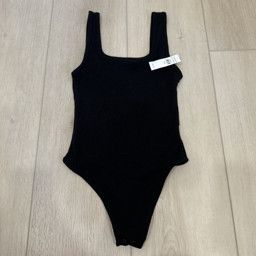 NWT! American Eagle Black Ribbed Bodysuit Size XS